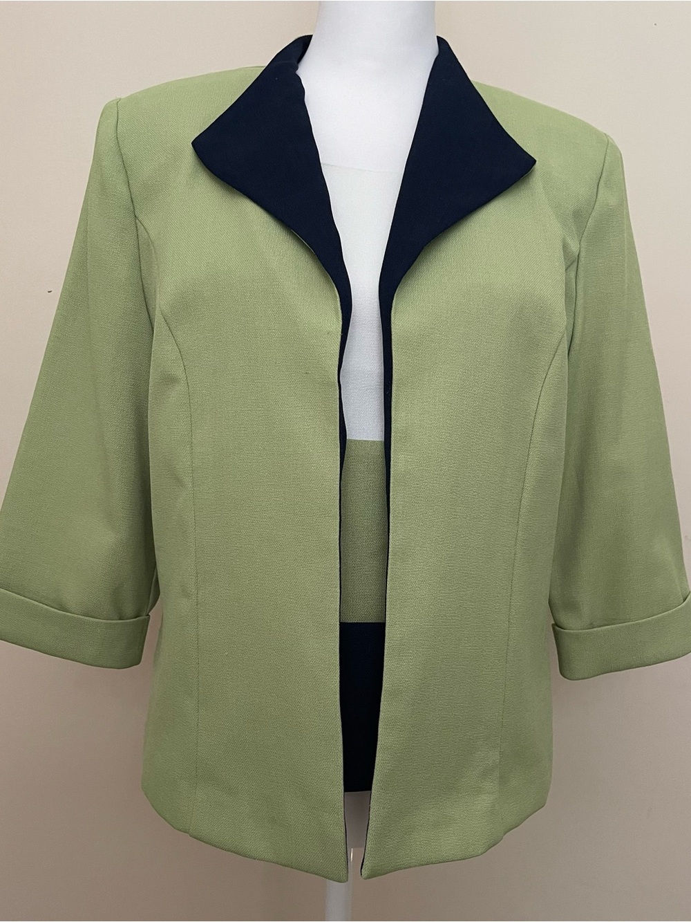 VTG Perceptions Lime Green, Navy, & White Three-Piece Pant Suit, Size 12P - Picture 2 of 16